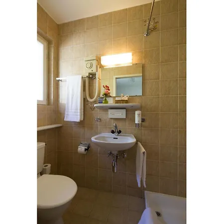 فندق Garten Dellavalle Brione sopra Minusio